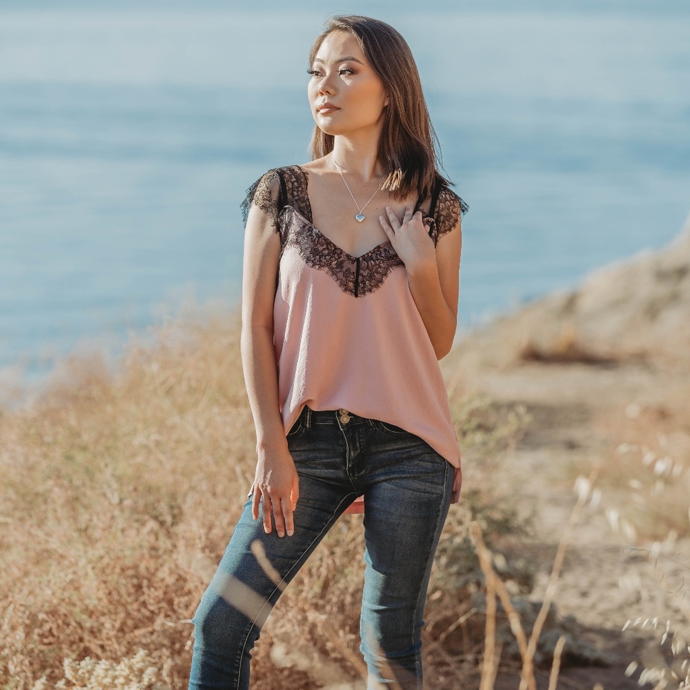 Blush Tank Top With Black Lace Detailed Straps